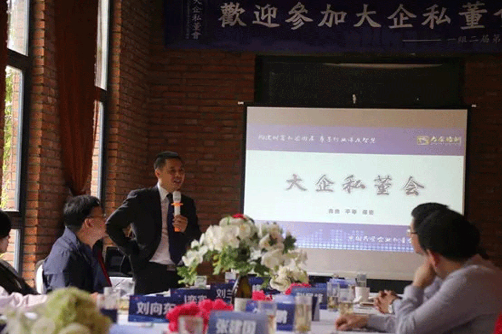 11-47-04-21-1.gif 11-47-04-21-1.gif