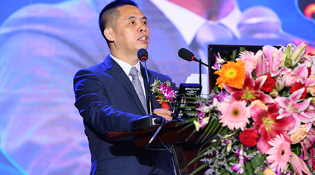 時代浪潮中，如何保持定力？