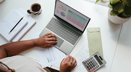 實(shí)現(xiàn)目標(biāo)的藍(lán)圖:2024年企業(yè)培訓(xùn)計(jì)劃的制定技巧.png 實(shí)現(xiàn)目標(biāo)的藍(lán)圖:2024年企業(yè)培訓(xùn)計(jì)劃的制定技巧.png