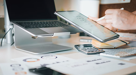 如何通過(guò)業(yè)培訓(xùn)內(nèi)訓(xùn)課程激活老員工新動(dòng)能.png 如何通過(guò)業(yè)培訓(xùn)內(nèi)訓(xùn)課程激活老員工新動(dòng)能.png